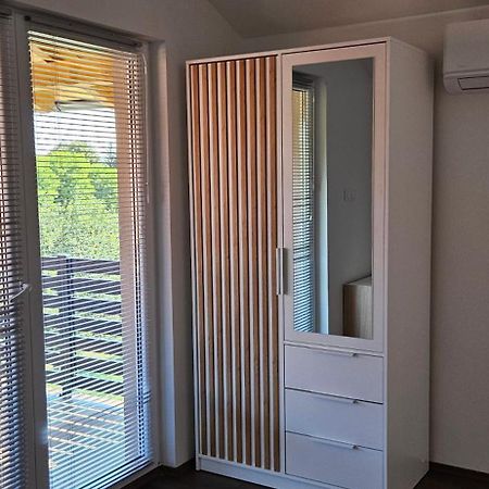 Apartman M&M ドゥガ・レサ エクステリア 写真