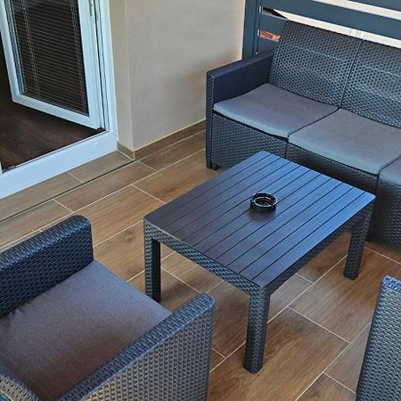 Apartman M&M ドゥガ・レサ エクステリア 写真