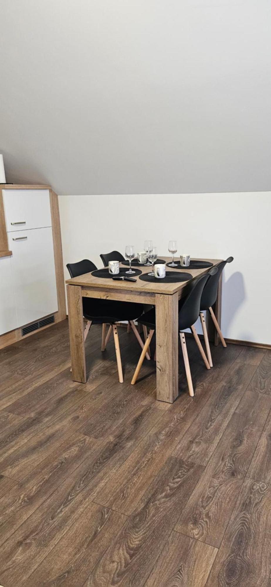 Apartman M&M ドゥガ・レサ エクステリア 写真